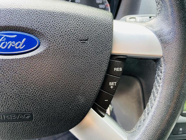 Ford Focus - 2005 - Gasolina