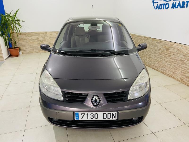 Renault Scenic Confort Expression 1.6 16V - 2004 - Petrol