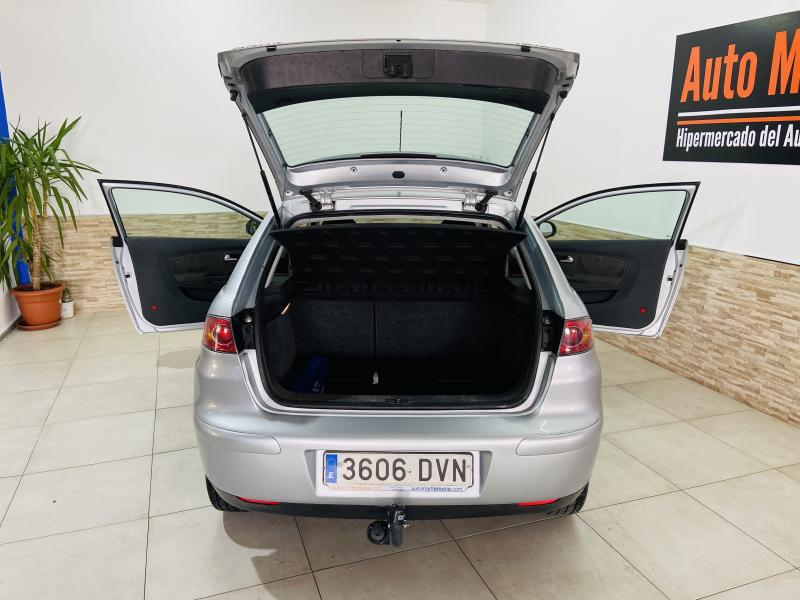 Seat Ibiza 1.4 16V 75 CV Stylance Auto - 2006 - Gasolina