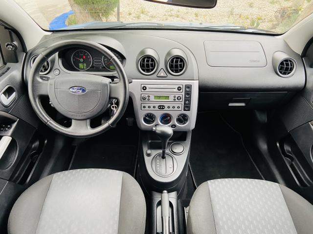 Ford Fiesta 1.6 Trend - 2005 - Gasolina