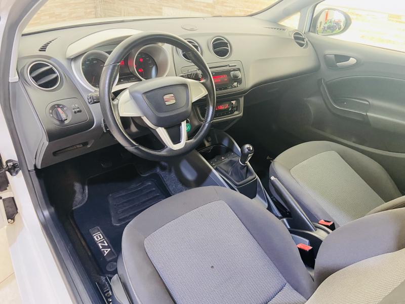 Seat Ibiza SportCoupe - 1.4 Style - 2011 - Gasolina