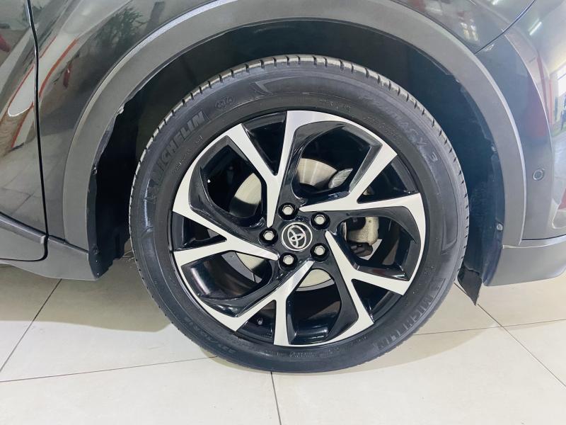 Toyota C-HR Hibrido - 2019 - Gasolina