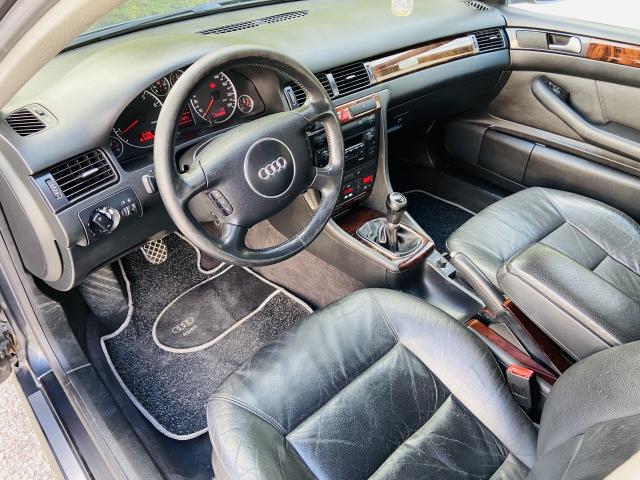 Audi A6 3.0 Avant Quattro 4x4 - C5 - 2002 - Gasolina