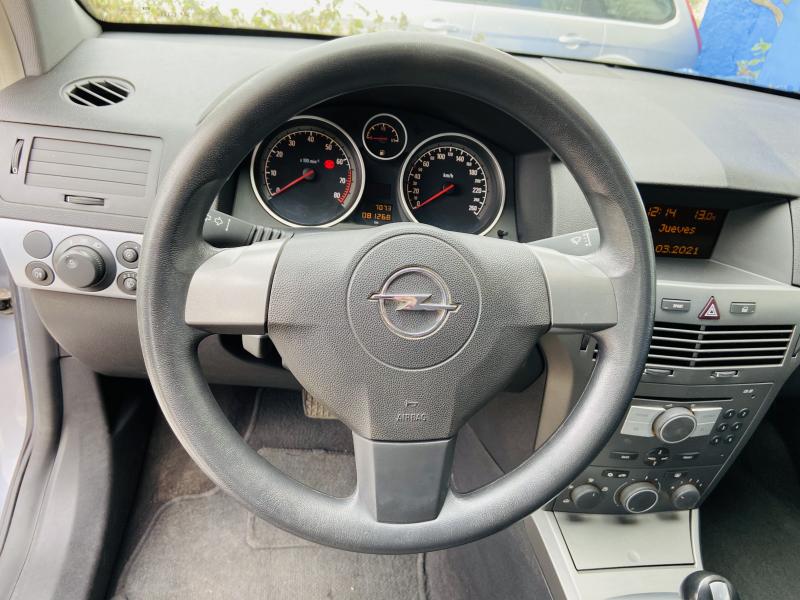 Opel Astra 1.6 Enjoy Easytronic 105 - 2005 - Gasolina