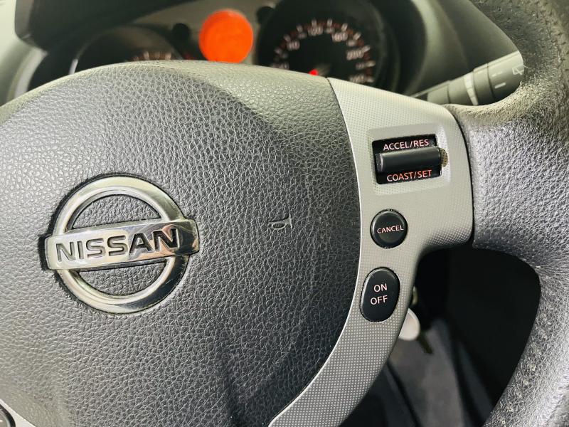 Nissan Qashqai 2.0 Acenta 4x2 - 2008 - Gasolina