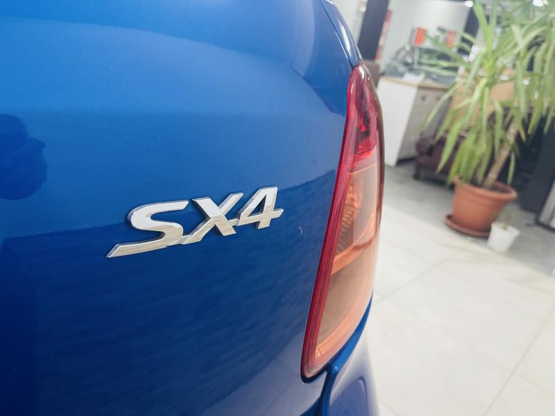 Suzuki SX4 - 2013 - Gasolina