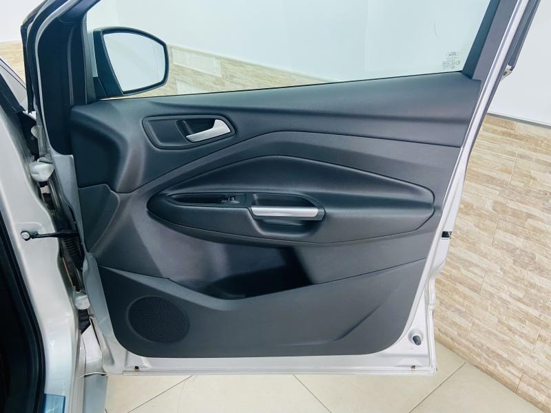 Ford Kuga 1.5 EcoBoost ST-Line - 2019 - Gasolina