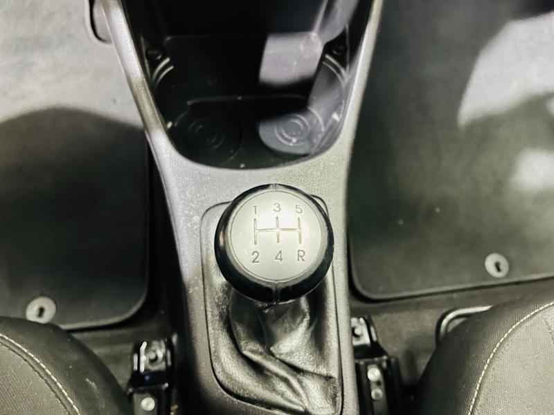 Kia Picanto 1.0 CVVT x-Tech - 2016 - Gasolina