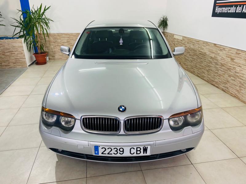 BMW Serie 7 - 735i - E65 - 2002 - Gasolina
