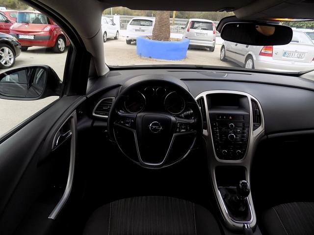 Opel Astra Enjoy - 2010 - Gasolina