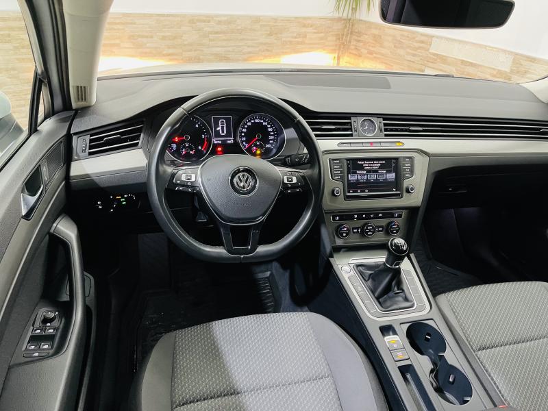 Volkswagen Passat 1.6 Tdi Bluemotion Tech - 2015 - Diesel