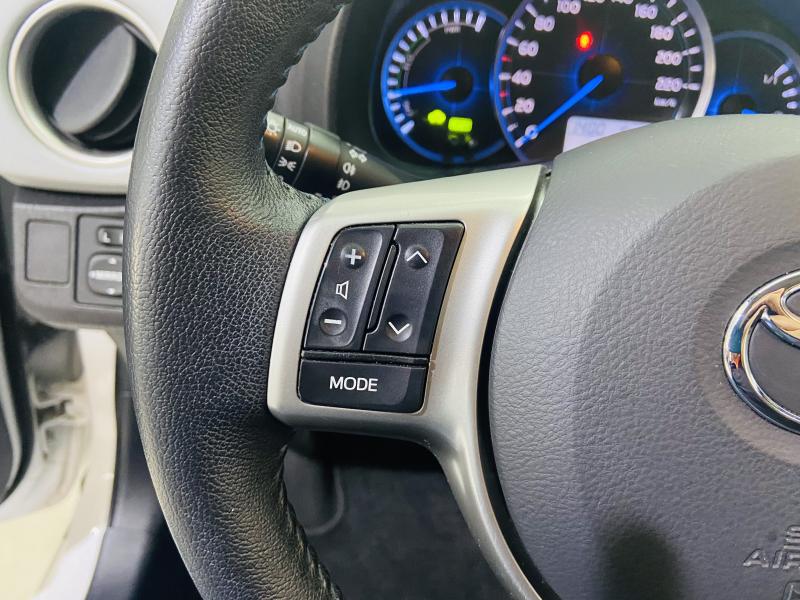 Toyota Yaris Auto Hybrid Active - 2014 - Hybrid (Electric / Petrol)