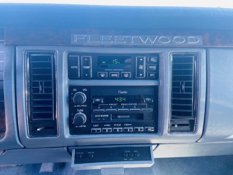 Cadillac Fleetwood Limousine - 1995 - Gasolina