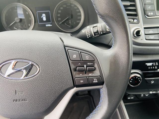 Hyundai Tucson 1.6 GDI Bluedrive Essence 4x2 130 - 2018 - Gasolina