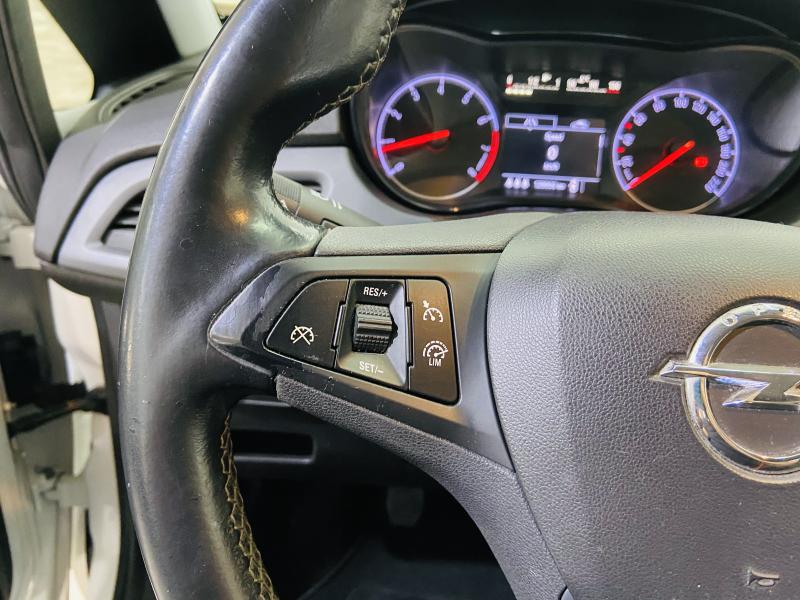 Opel Corsa 1.4 Excellence 90 - 2015 - Gasolina