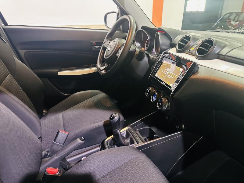 Suzuki Swift 1.2 GLX Mild Hybrid - 2019 - Híbrido (Eléctrico / gasolina)