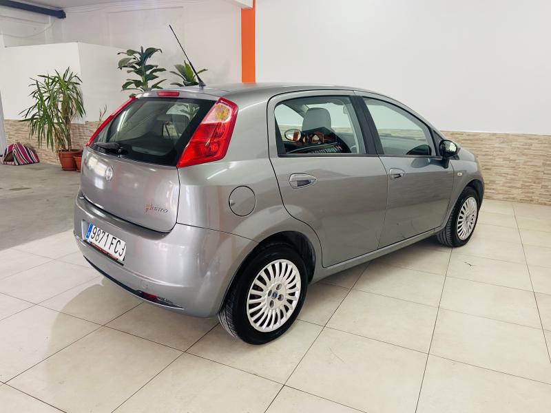 Fiat Punto 1.4 - 2006 - Gasolina