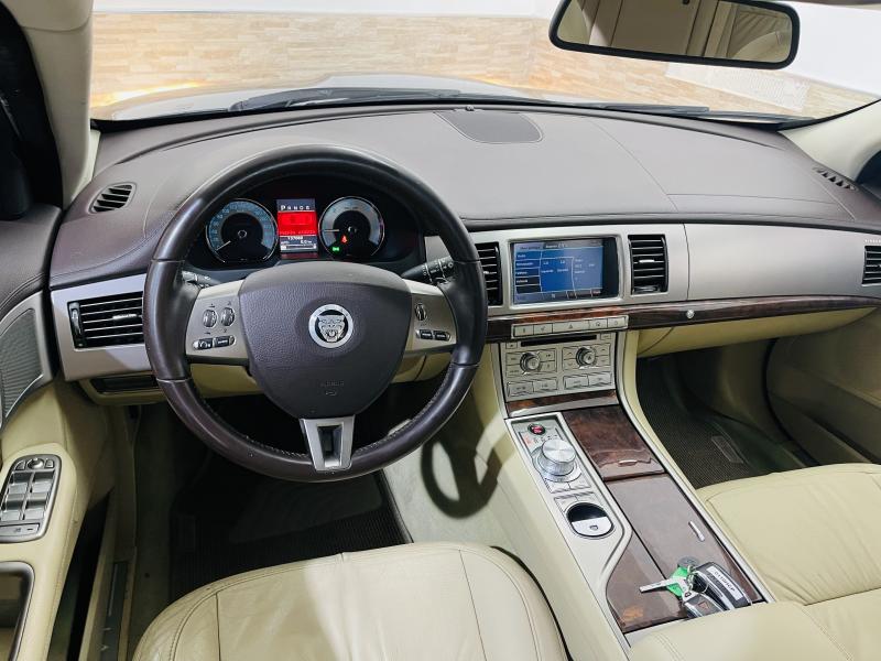 Jaguar XF 3.0 V6 Diesel Luxury Aut - 2011 - Diesel