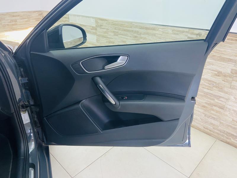 Audi A1 Sportback 1.0 TFSI Attraction - 2016 - Gasolina